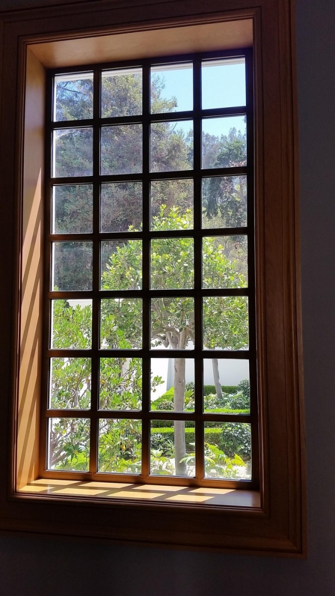 a window with lots of little window panes